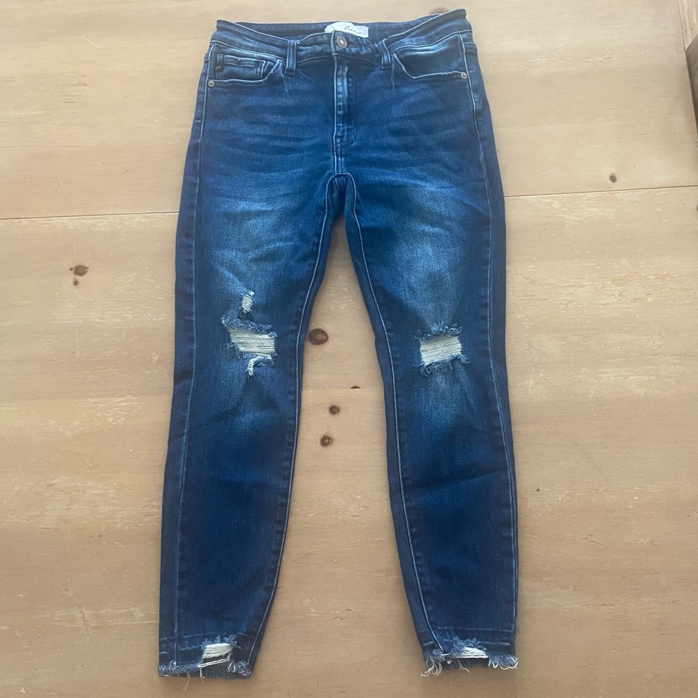 KanCan Women’s Size 29 Denim Cropped Blue Jeans Cropped Distressed Gently Worn